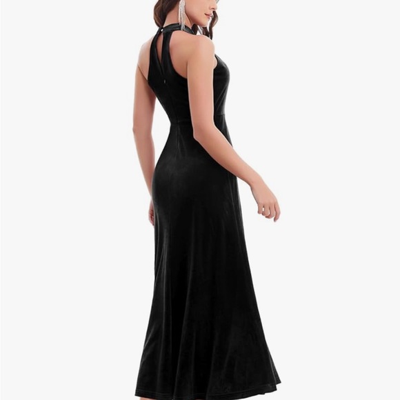 Black Velvet Midi Dress - Picture 3 of 6